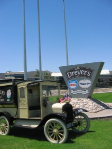 Dreyer's Ice Cream Cart